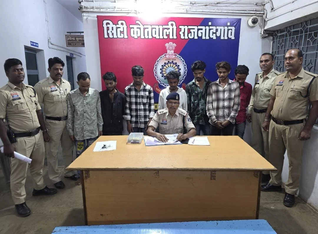गणेश विसर्जन झांकी के दौरान राजनांदगांव पुलिस की प्रभावी कार्रवाई