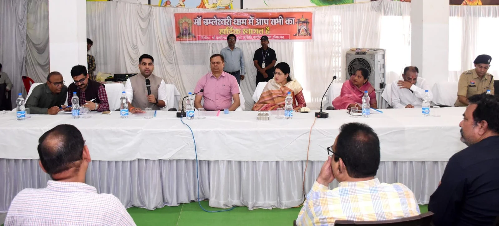 क्वांर नवरात्रि मेले में श्रद्धालुओं की सुविधा और सुरक्षा सर्वोच्च प्राथमिकता : संभागायुक्त श्री सत्यनारायण राठौर